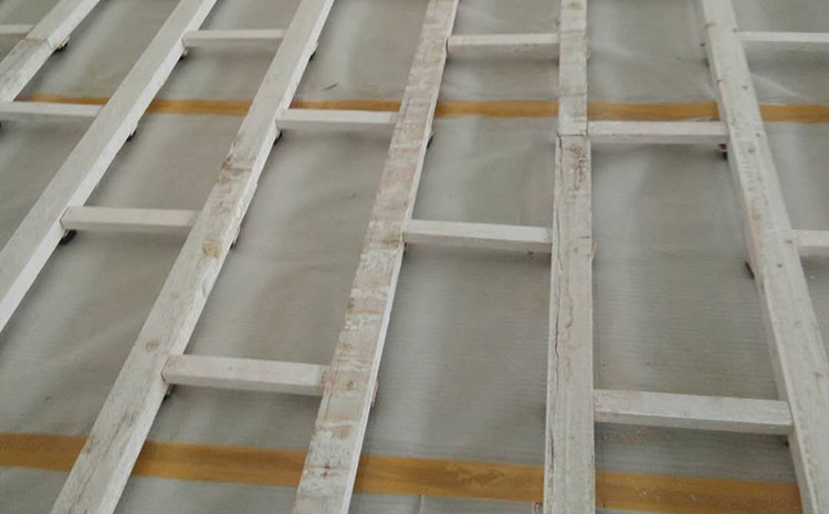 指接板體育館實木地板廠家去哪找？