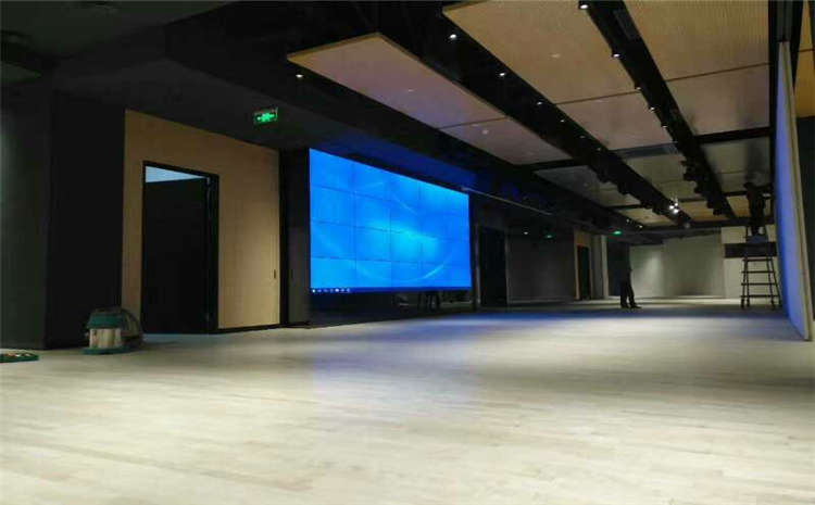 雙層龍骨結(jié)構(gòu)排球館木地板一般多少錢？