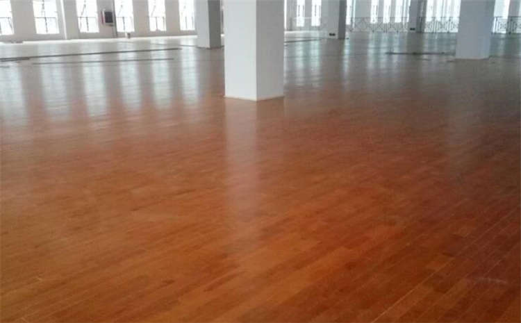 拼接板舞蹈房木地板哪個(gè)牌子好？