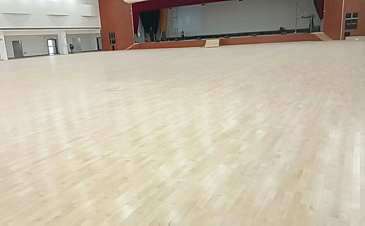 楓木運動籃球地板規(guī)格