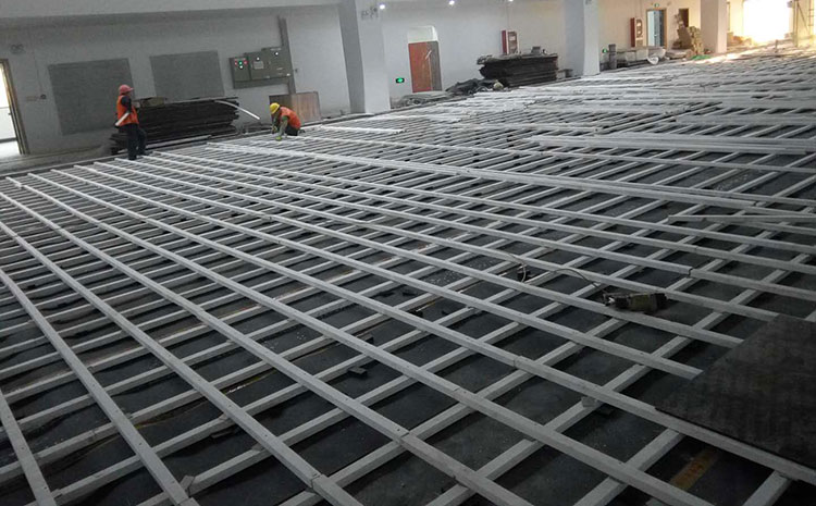 俄勒岡松體育館實(shí)木地板每平米價格