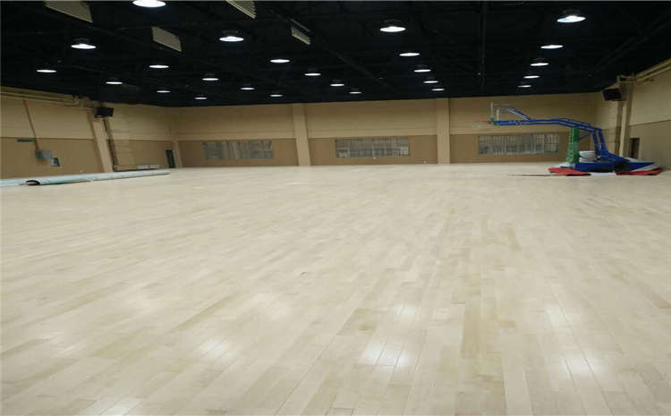 24厚排球館木地板雙層龍骨結(jié)構(gòu)