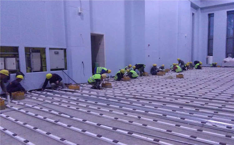 籃球場木地板怎么翻新？