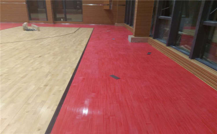 24厚運動籃球地板怎么保養(yǎng)？