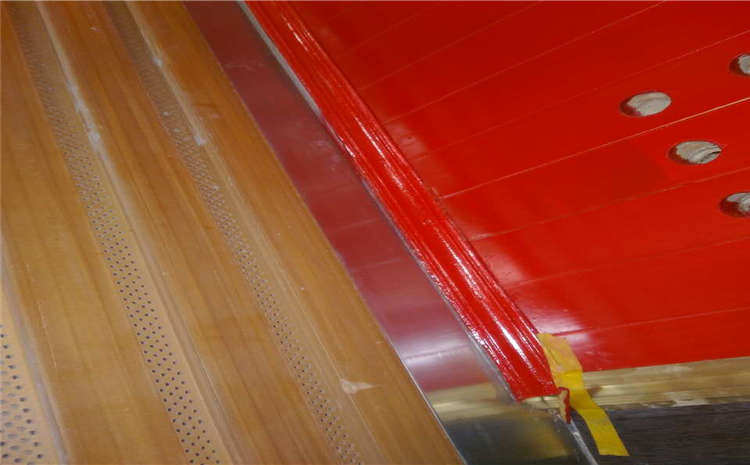 專業(yè)的籃球場地木地板批發(fā)價格