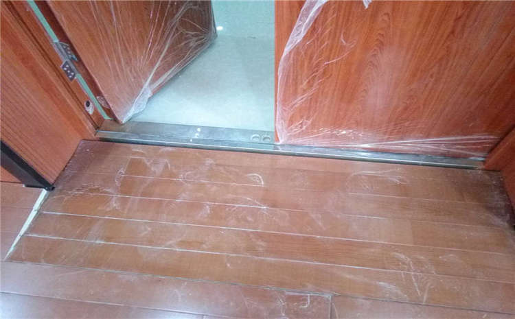 羽毛球館籃球木地板保養(yǎng)