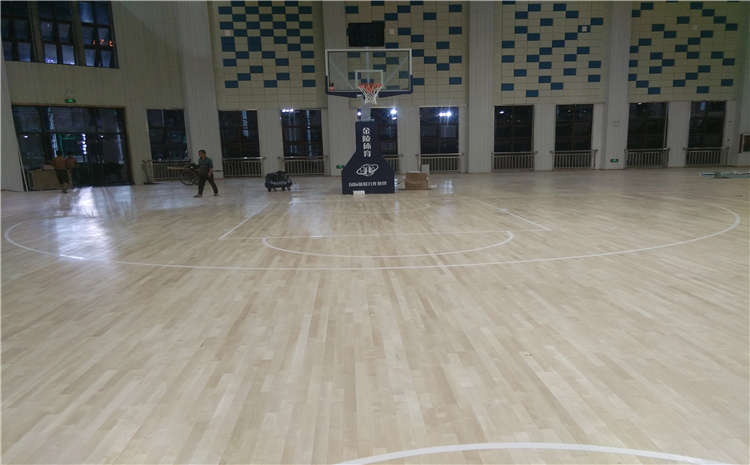 為何室內(nèi)籃球場運(yùn)動木地板使用率這么高？