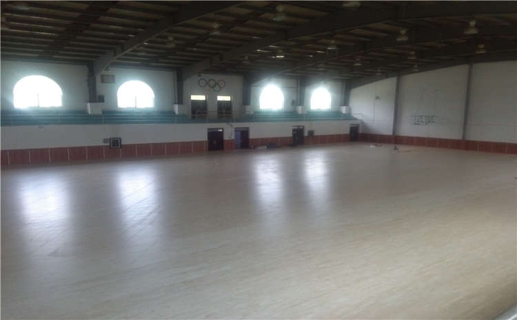 俄勒岡松體育木地板價格是多少錢？