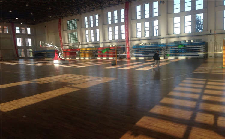 20厚舞臺(tái)木地板結(jié)構(gòu)