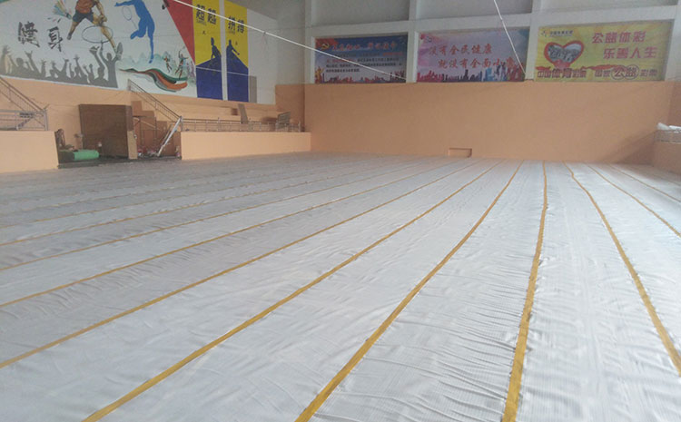 籃球木地板鋪裝準(zhǔn)備些什么？