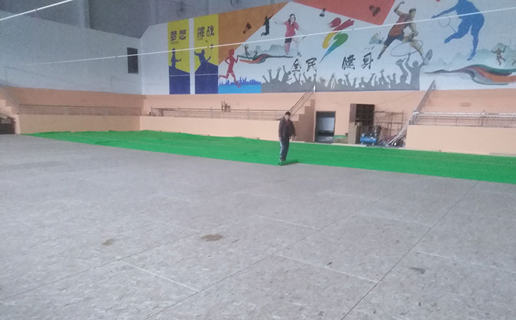 如何通過證書來辨別籃球館運(yùn)動木地板質(zhì)量的好壞？