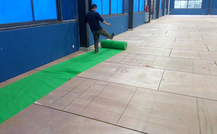 硬木企口籃球運(yùn)動(dòng)地板廠家哪家好？