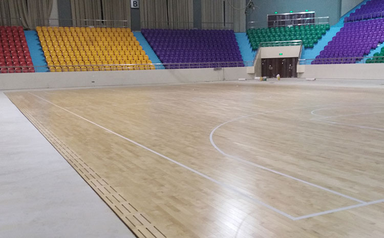 俄勒岡松籃球運(yùn)動地板每平米價格