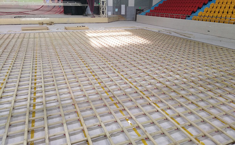 24厚籃球場實木地板廠家去哪找？