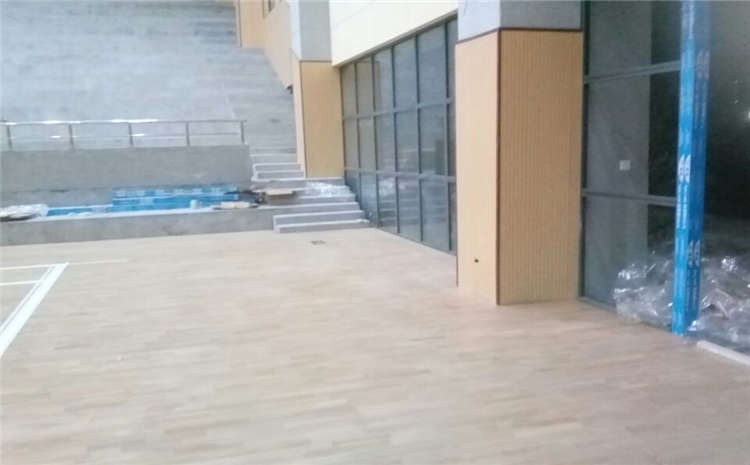 昆明柞木實(shí)木運(yùn)動地板大全