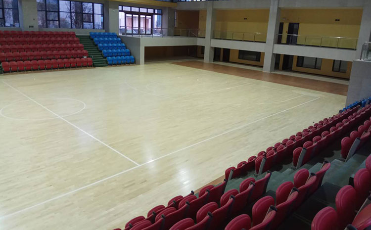 專業(yè)的羽毛球館木地板價格是多少錢？