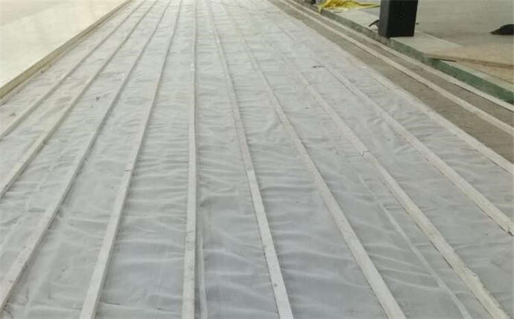 專業(yè)的體育木地板每平米價(jià)格