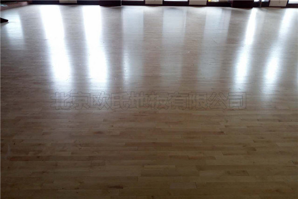 山西太原龍頭大廈運(yùn)動木地板鋪設(shè)工程