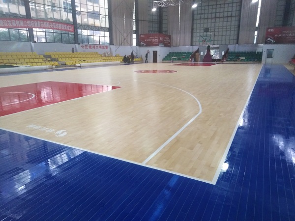 體育場(chǎng)木地板.jpg