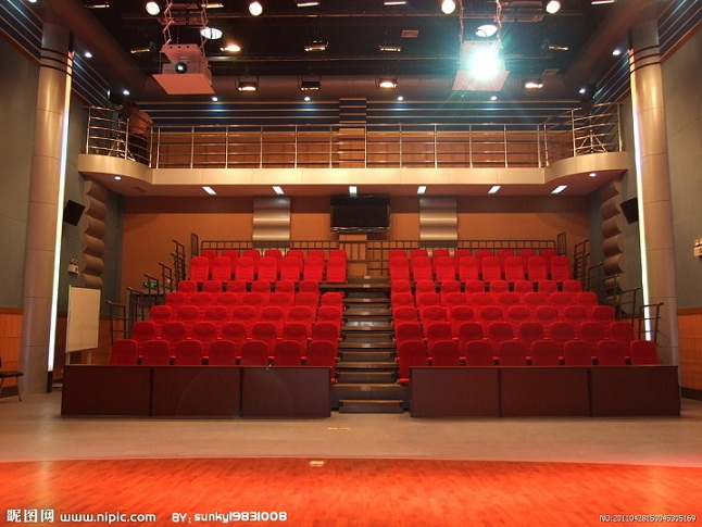 舞臺(tái)專用實(shí)木地板的適用范圍