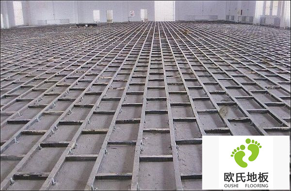 室內(nèi)運動實木地板受到濕氣的影響 怎么辦