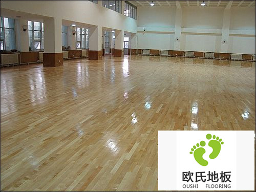 運(yùn)動(dòng)木地板使用時(shí)需注意些什么？