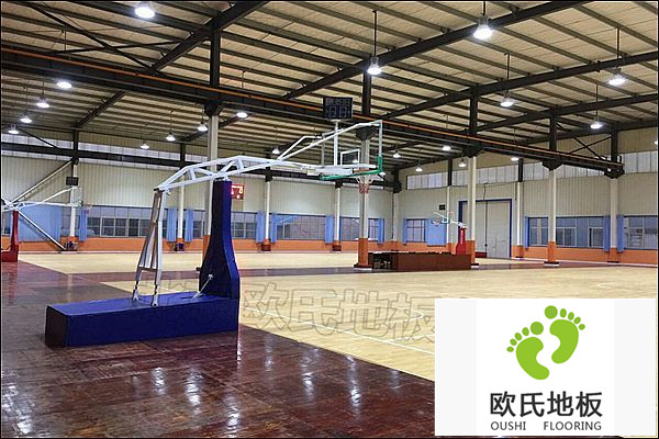 如何才能挑選到好的運(yùn)動(dòng)木地板