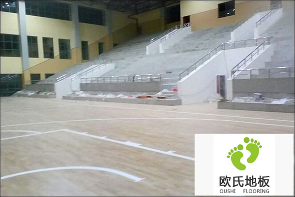 浙江麗水市青田縣船寮高級中學(xué)二期擴(kuò)建體藝館運(yùn)動(dòng)木地板案例